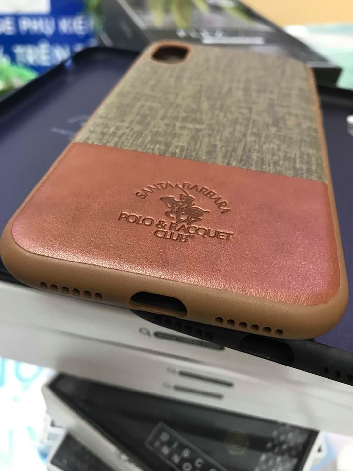 Ốp lưng iPhone X Cao Cấp PoLo & Racquet Club Santa Barbara thiết kế cực kì sang trọng, đẳng cấp, mặt trong ốp được làm bằng chất liệu PC cao cấp gia công tinh sảo với gam màu cổ điển thích hợp dành cho phái mạnh.
